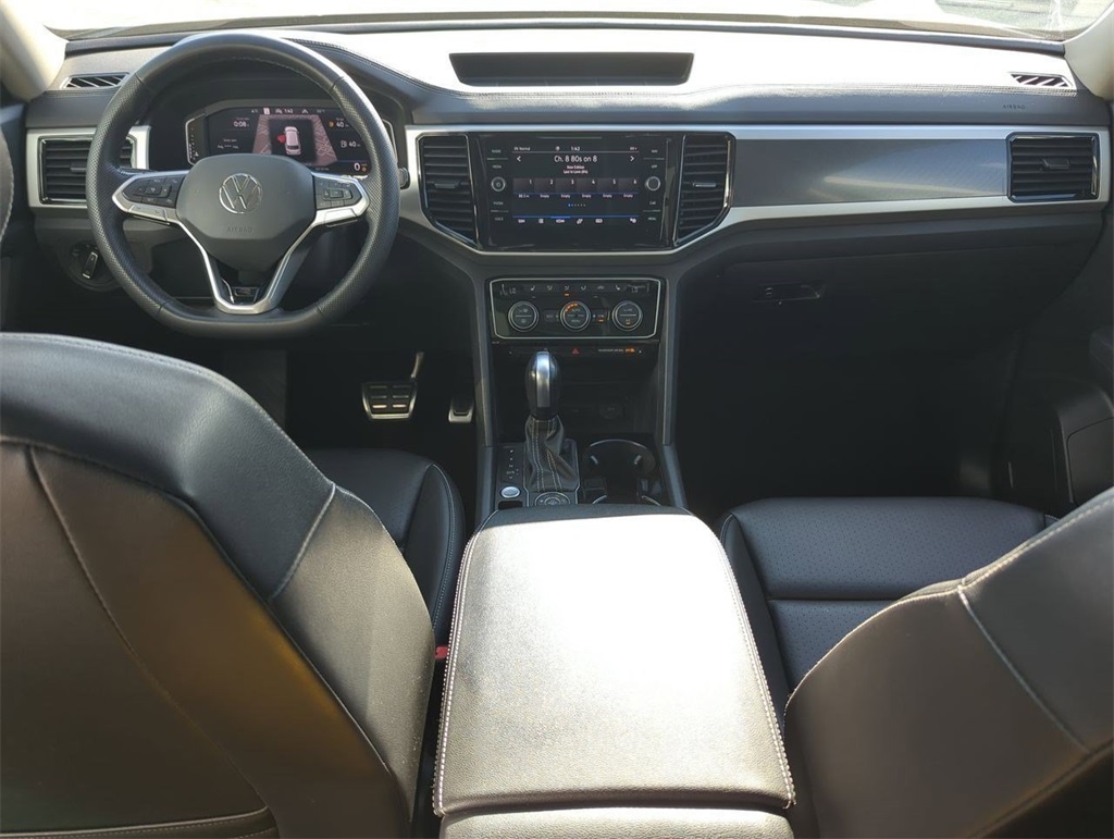 2023 Volkswagen Atlas V6 SEL R-Line photo 17