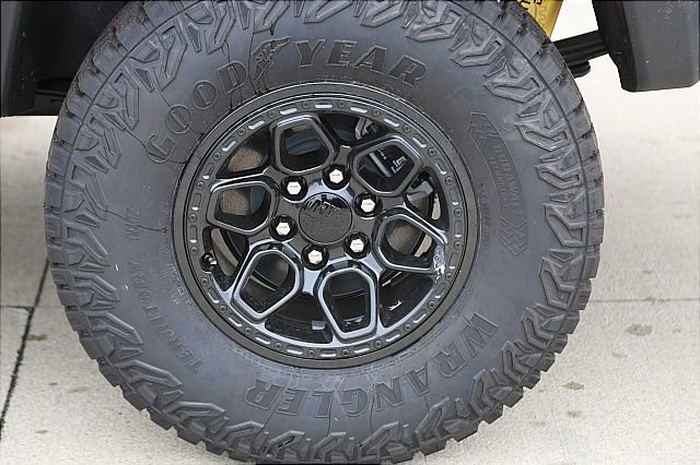 2024 Chevrolet Colorado ZR2 photo 3