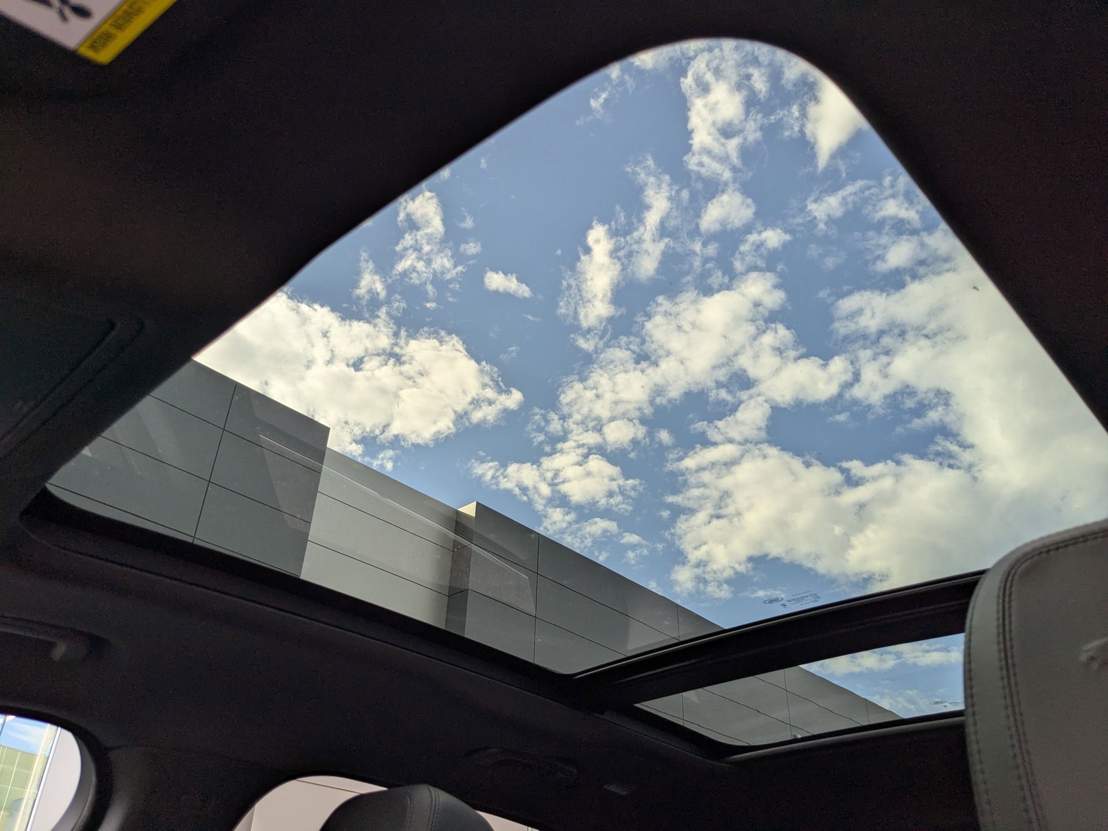 2023 Jaguar F-PACE P250 S photo 14