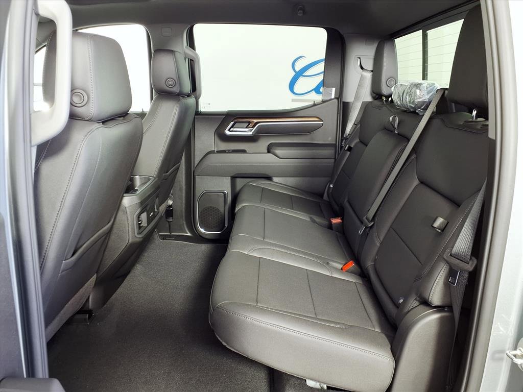 2026 Chevrolet Silverado 1500 RST photo 16