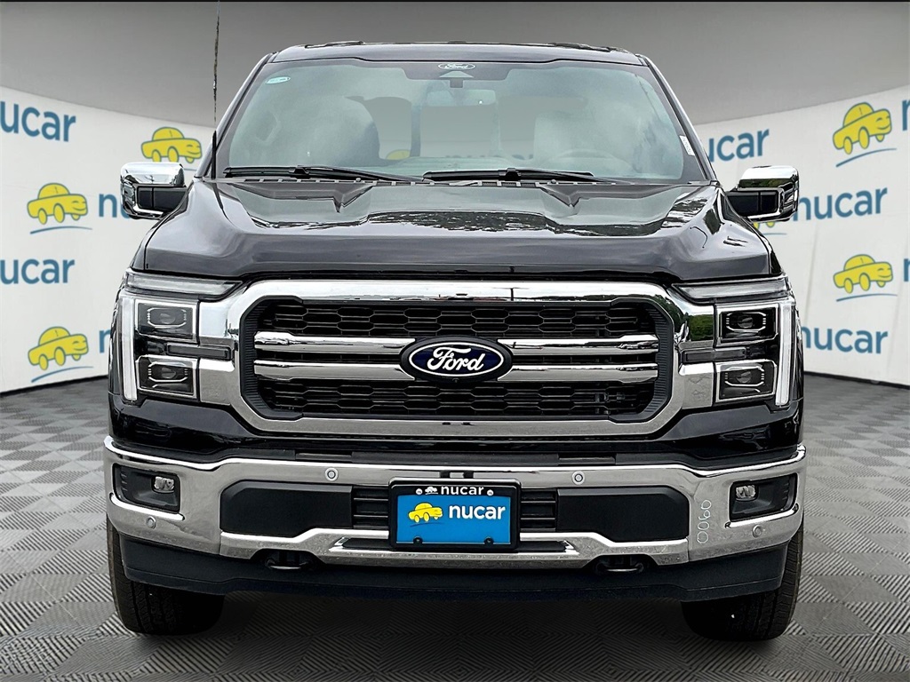 2025 Ford F-150 Lariat photo 2