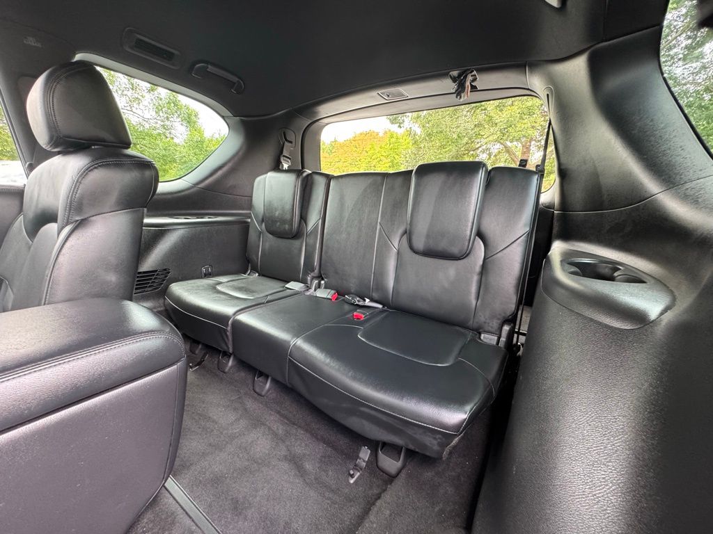 2023 Nissan Armada SL photo 8