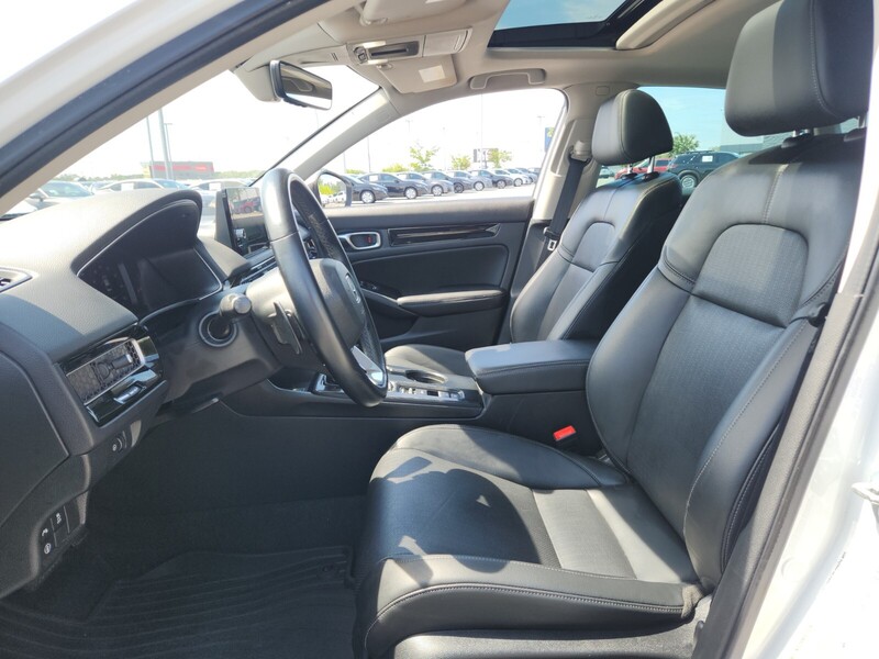 2022 Honda Civic Touring photo 9