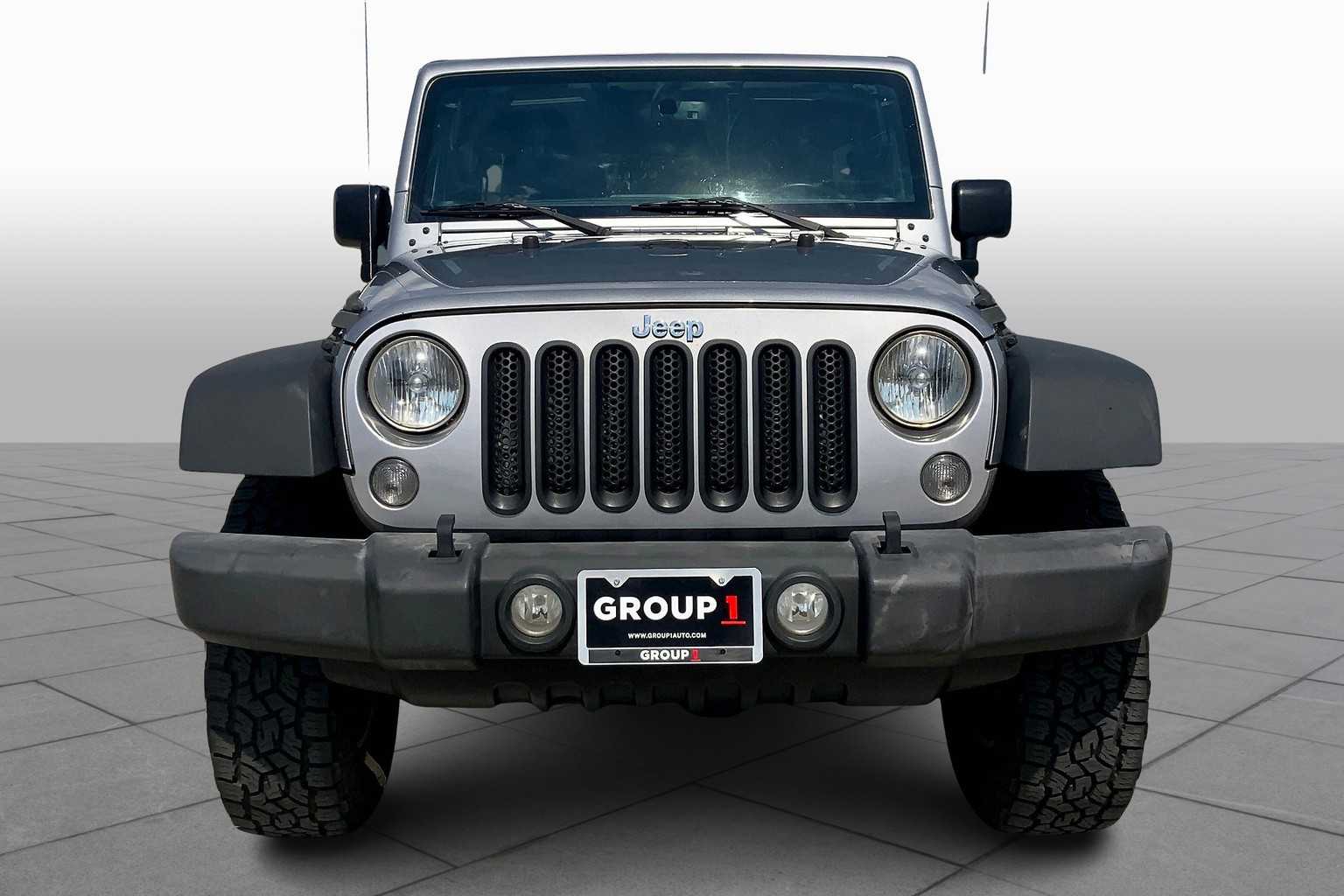 2016 Jeep Wrangler Unlimited Sport photo 3