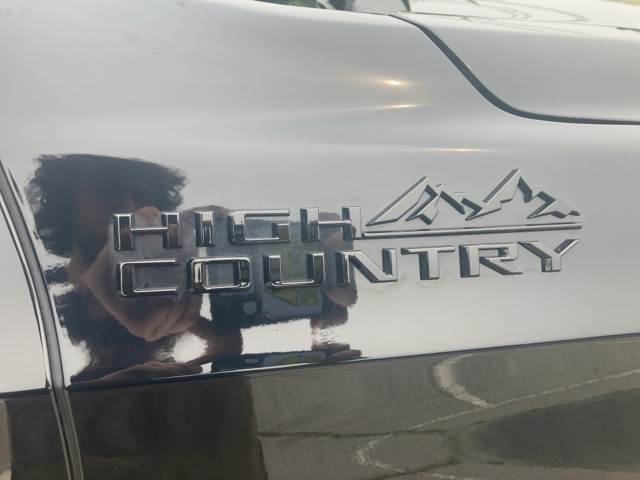 2022 Chevrolet Tahoe High Country photo 34