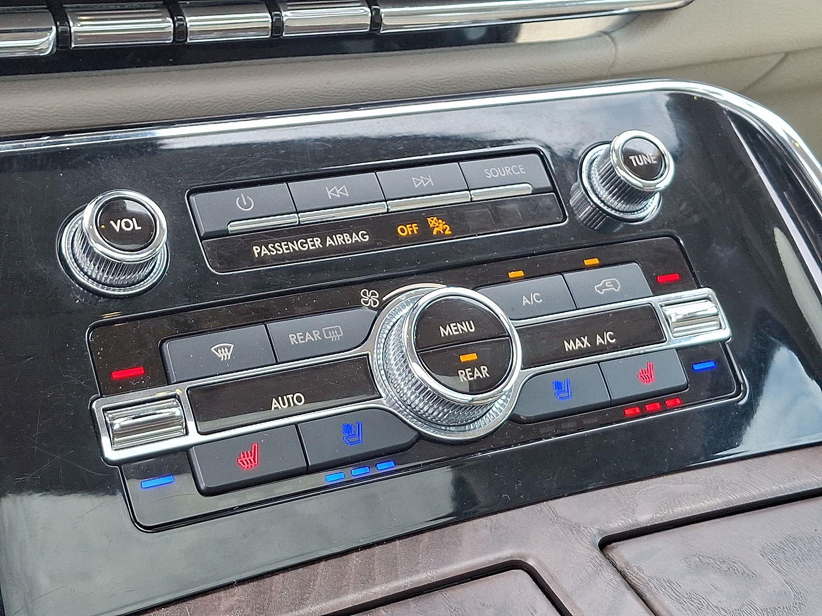 2020 Lincoln Navigator L Reserve photo 17