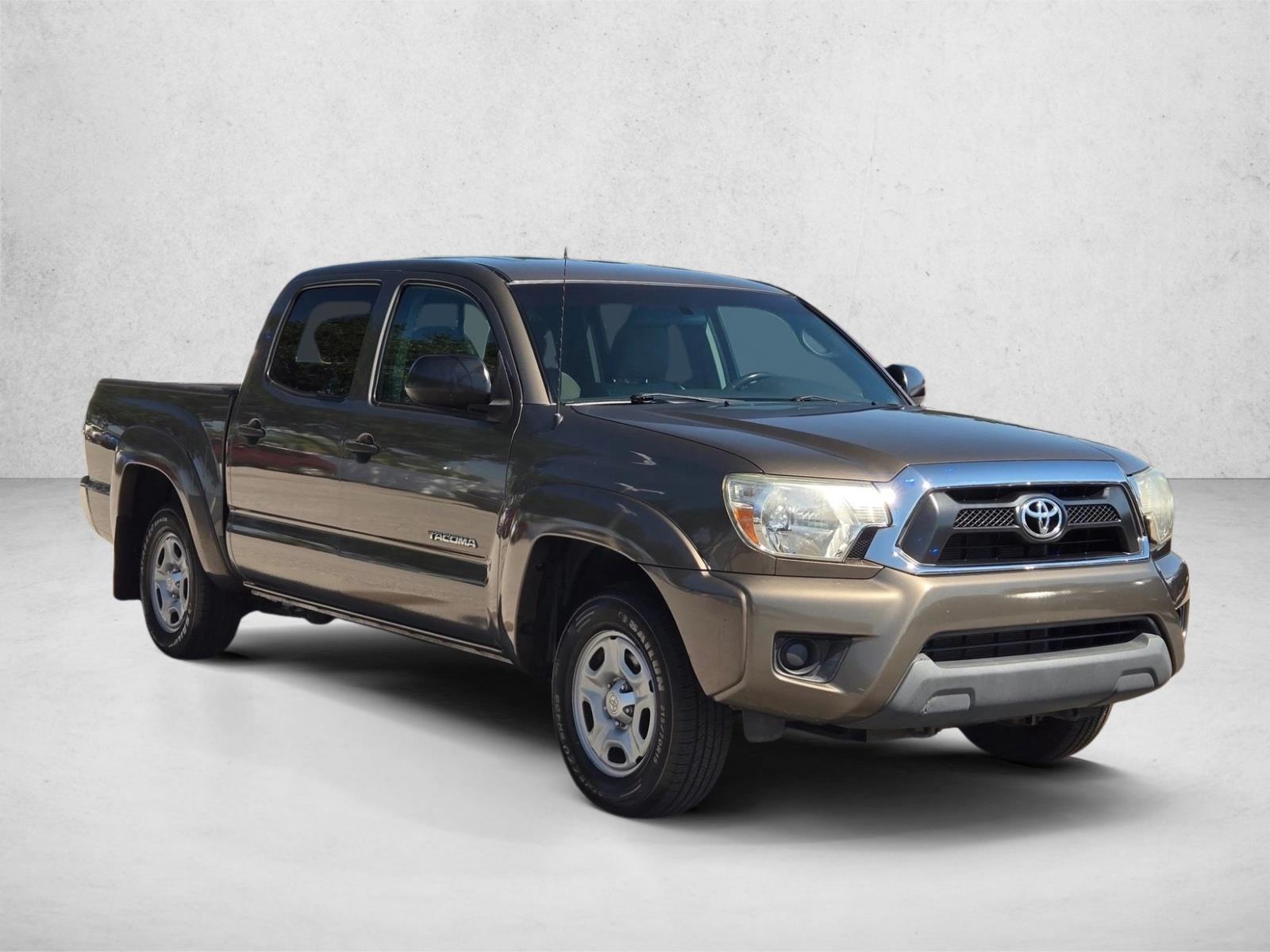 2014 Toyota Tacoma Double Cab Short Bed photo 3