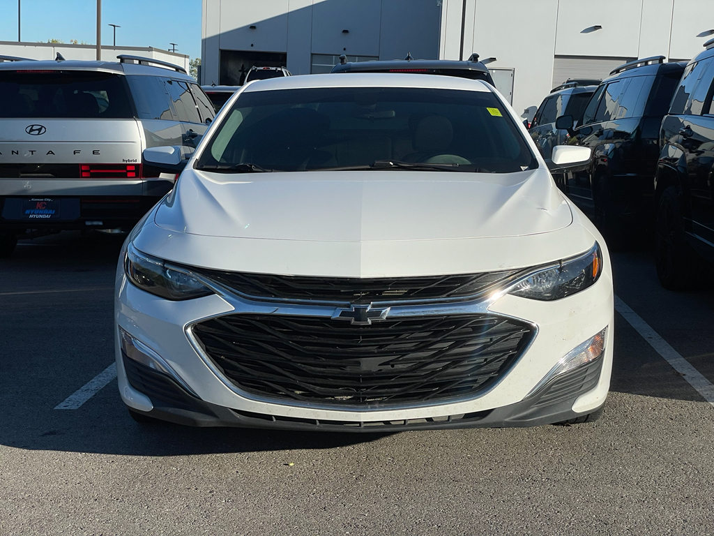 Used 2020 Chevrolet Malibu RS with VIN 1G1ZG5ST0LF122004 for sale in Kansas City