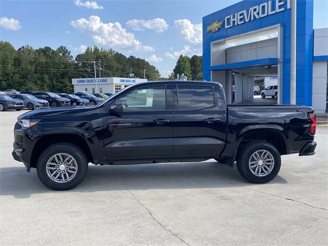 2026 Chevrolet Colorado LT photo 2