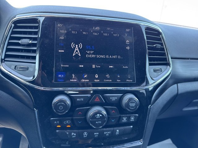 2019 Jeep Grand Cherokee Altitude photo 11