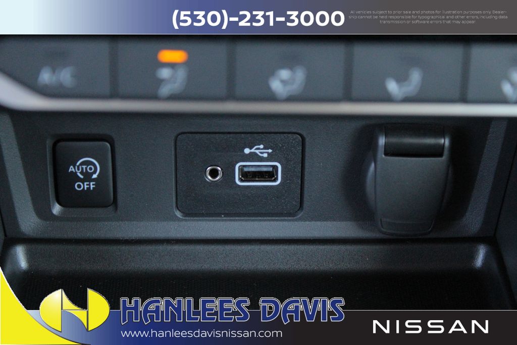 2025 Nissan Sentra S photo 13