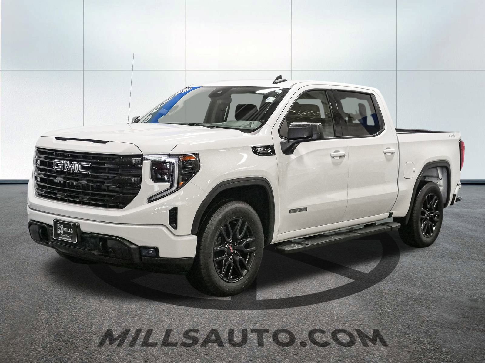 Used 2024 GMC Sierra 1500 Elevation with VIN 1GTUUCED5RZ288013 for sale in Baxter, Minnesota