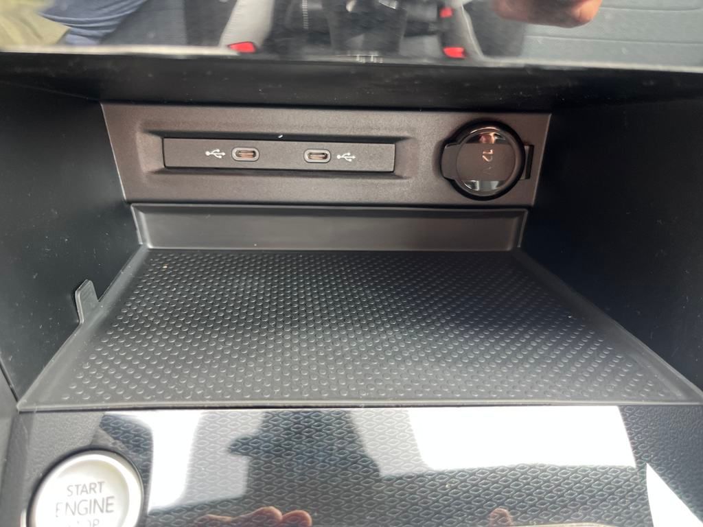2025 Volkswagen Taos S photo 10