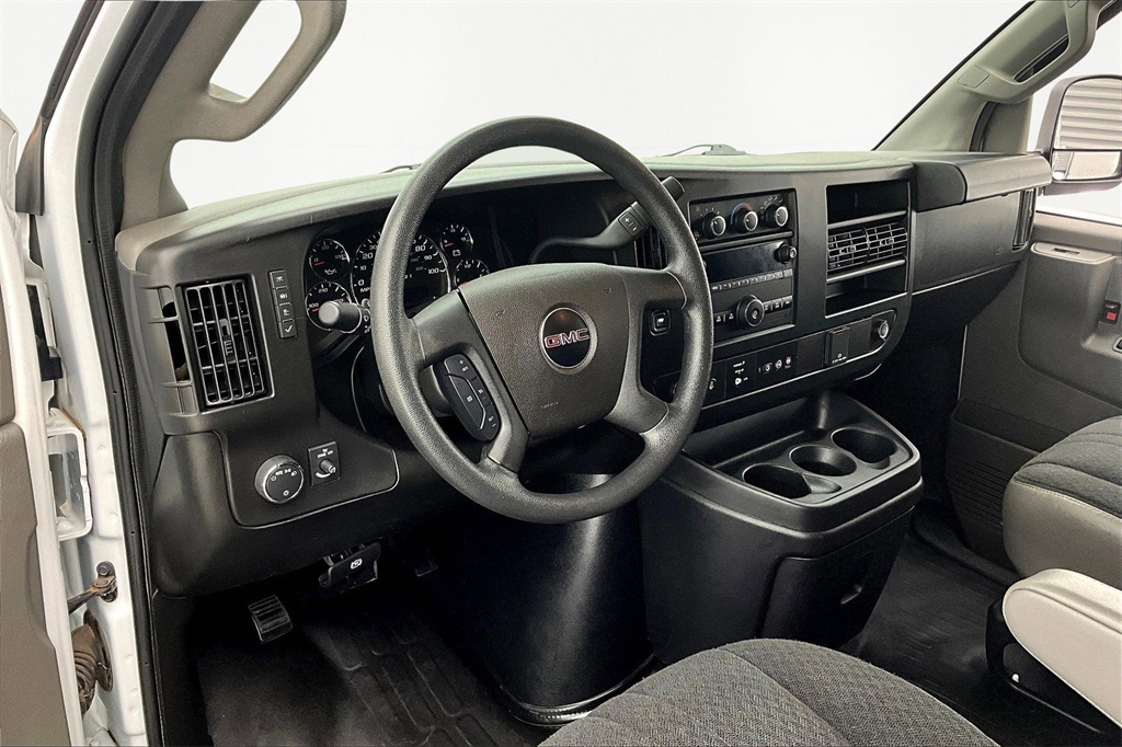 2023 Gmc Savana 2500 Cargo photo 5