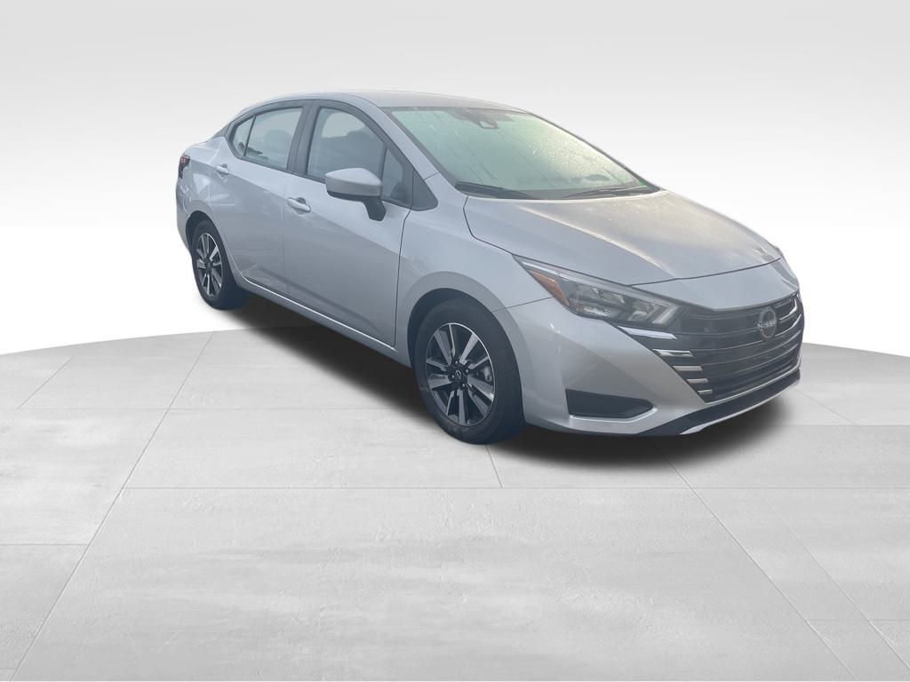 2025 Nissan Versa 1.6 SV photo 2