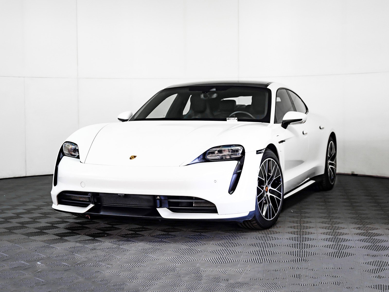 2020 Porsche Taycan Turbo