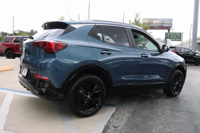 2026 Buick Encore GX Sport Touring photo 7