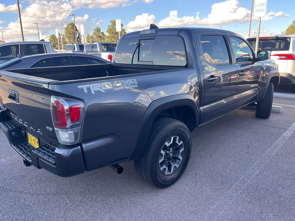 2022 Toyota Tacoma TRD Off-Road photo 4