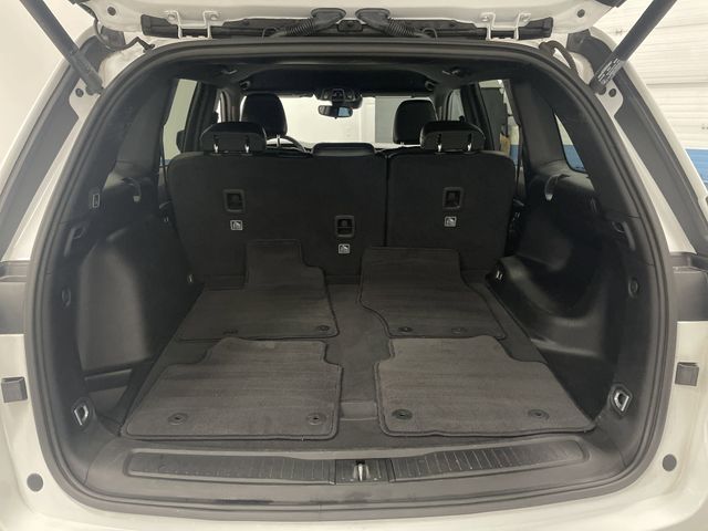 2024 Jeep Grand Cherokee Limited photo 12