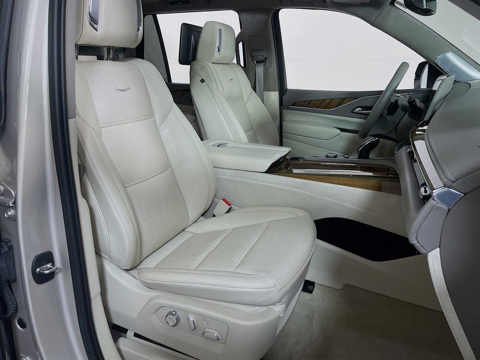 2021 Cadillac Escalade Sport Platinum photo 28