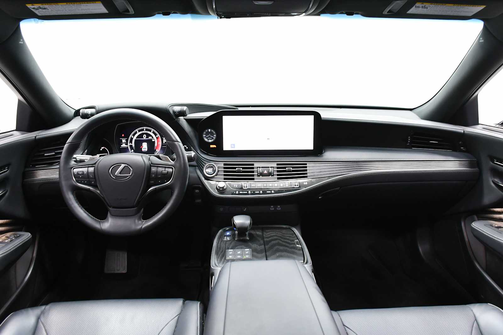 2023 Lexus LS 500 photo 4