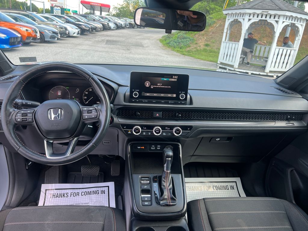 2023 Honda CR-V Hybrid Sport photo 12