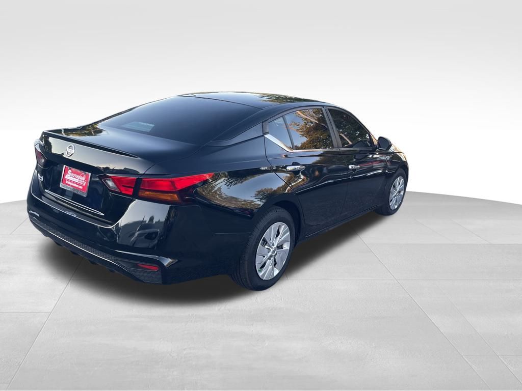 2021 Nissan Altima 2.5 S photo 5