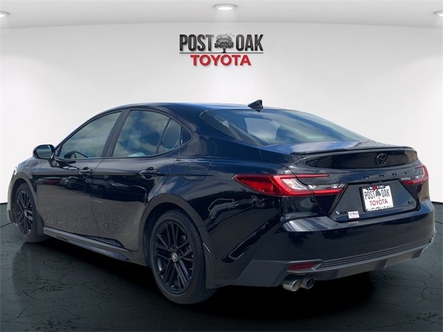 2025 Toyota Camry SE photo 5