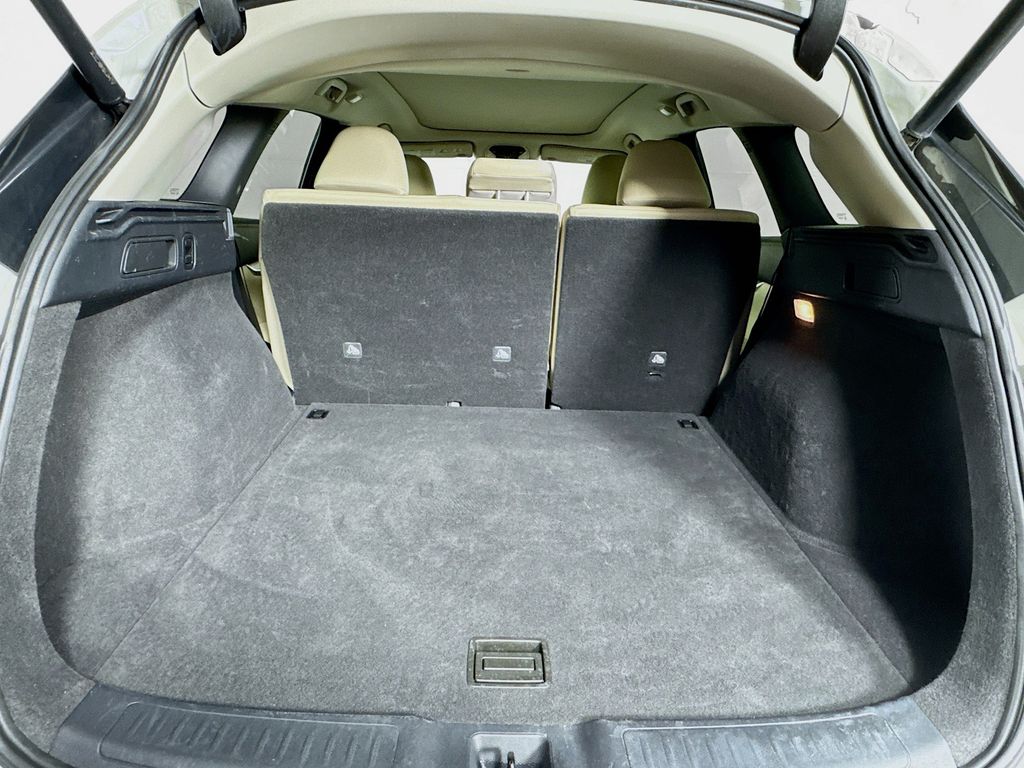 2022 Infiniti QX50 Luxe photo 27