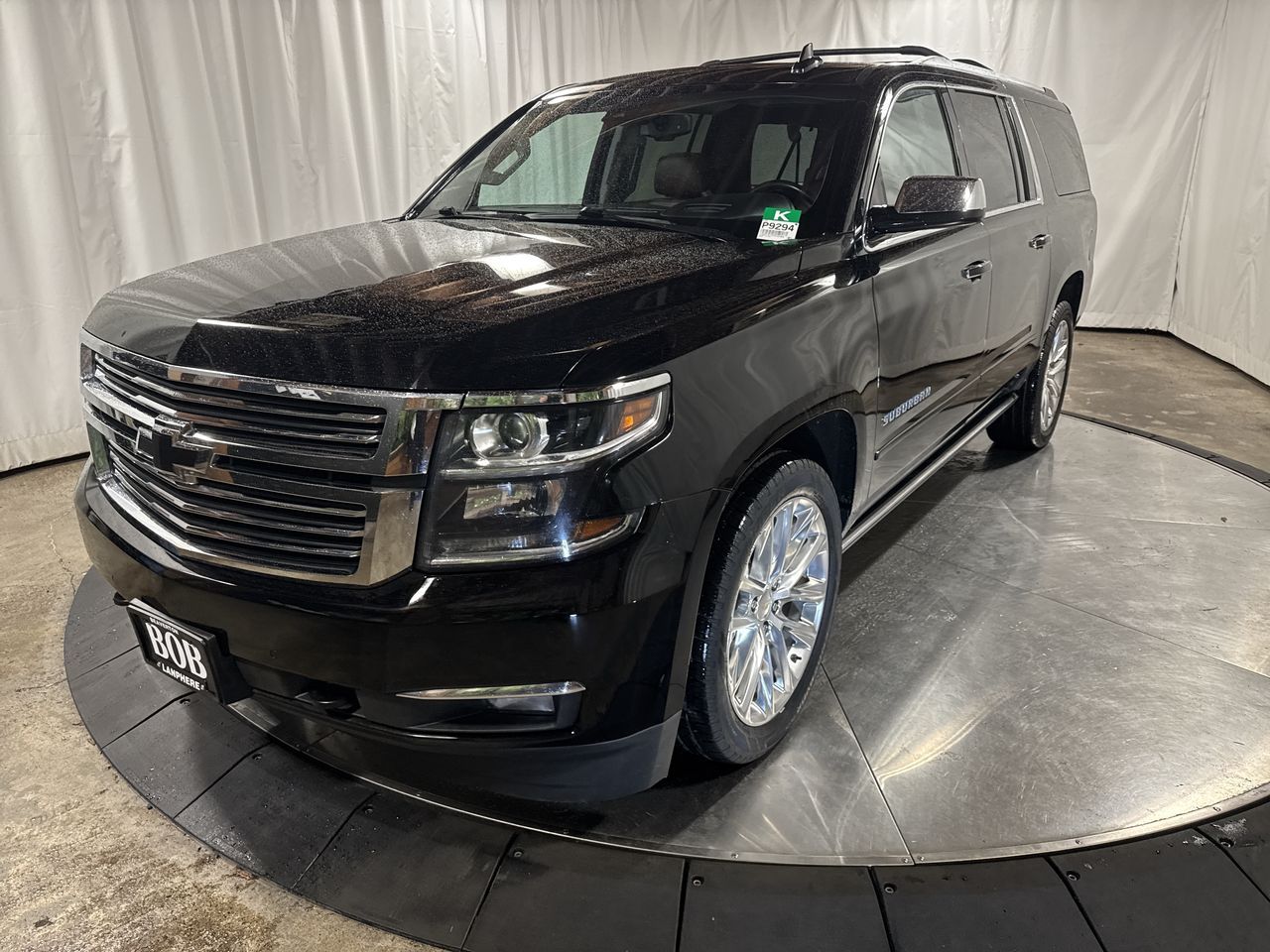 2019 Chevrolet Suburban Premier's photo