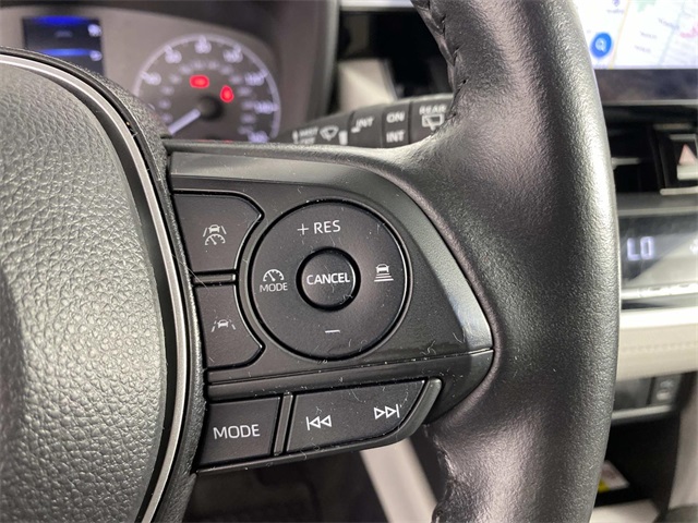 2023 Toyota Corolla Cross LE photo 15