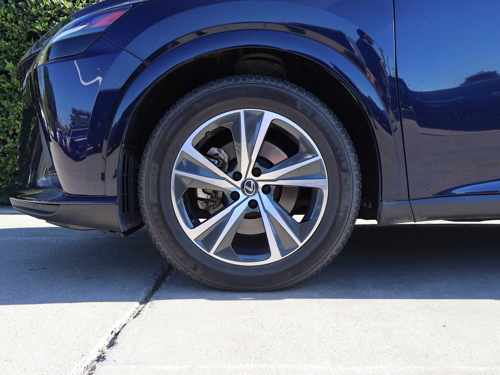 2023 Lexus RX Premium photo 4