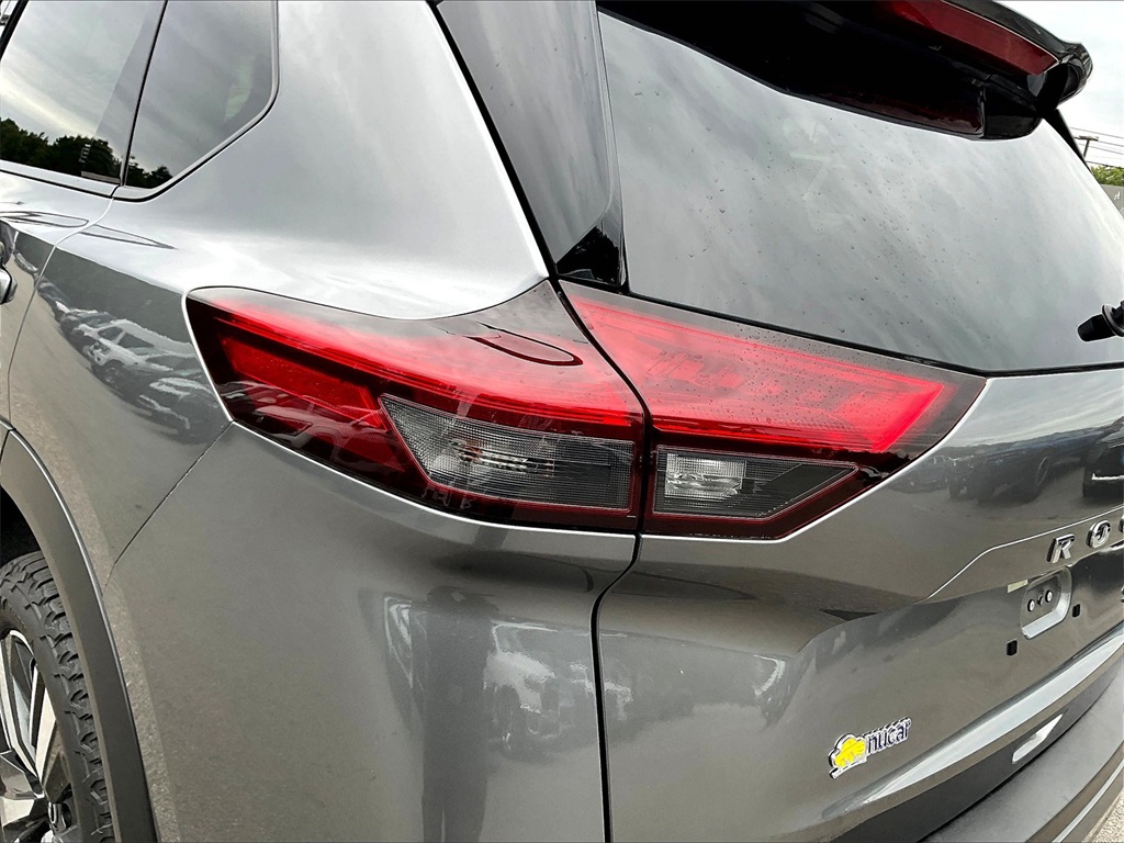 2023 Nissan Rogue SL photo 30
