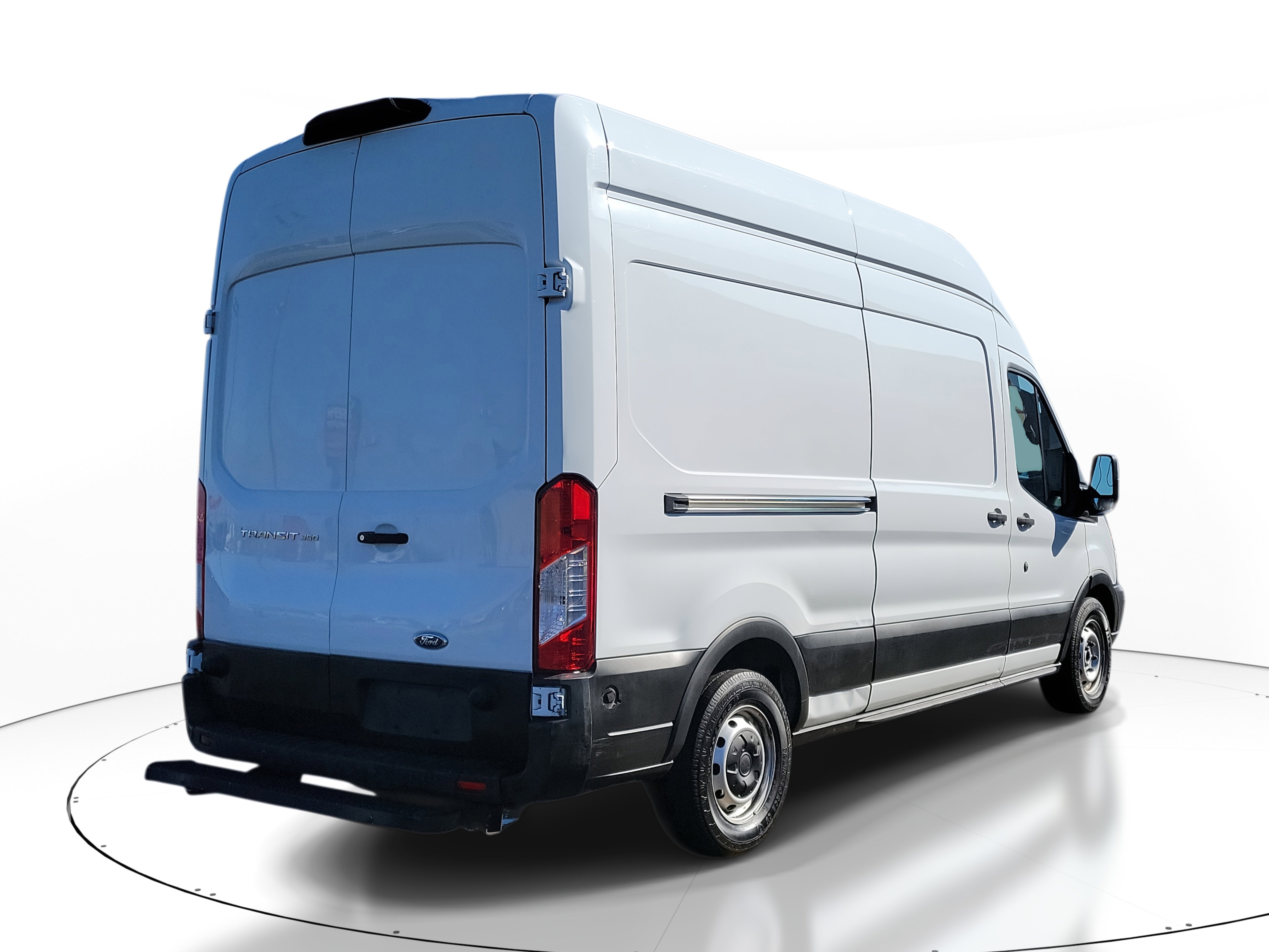 2019 Ford Transit Van photo 2