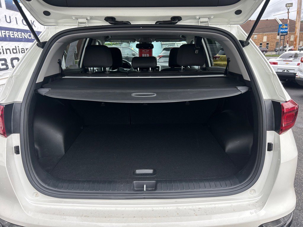 2022 Kia Sportage LX photo 3