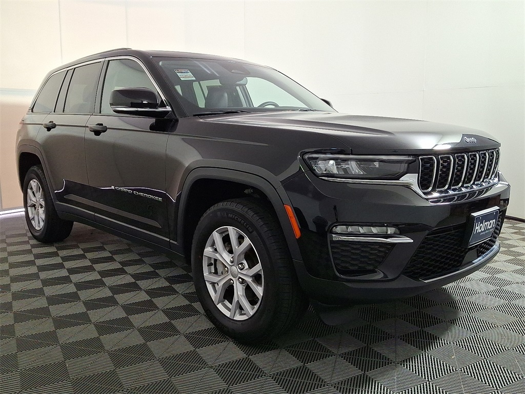 2022 Jeep Grand Cherokee Limited photo 3