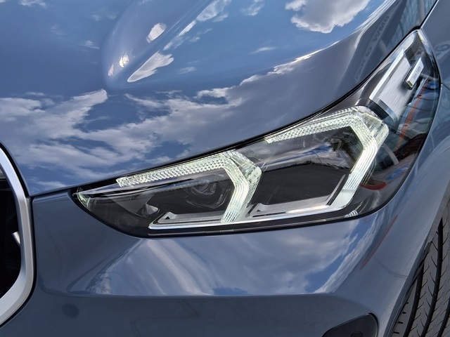 2026 Bmw X1 XDrive28i photo 3