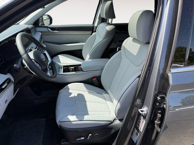 New 2025 Steel Graphite Hyundai SEL Premium AWD image 30