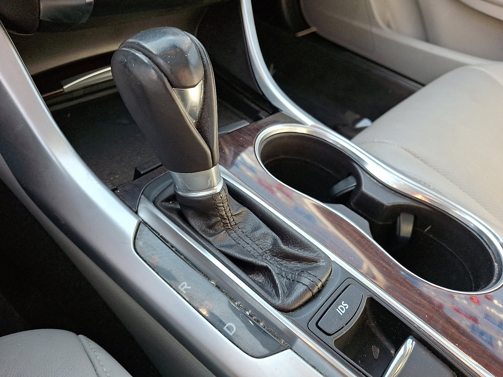 2016 Acura TLX Technology photo 13