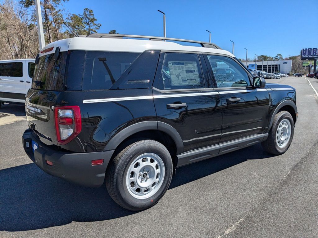 2025 Ford Bronco Sport Heritage photo 3