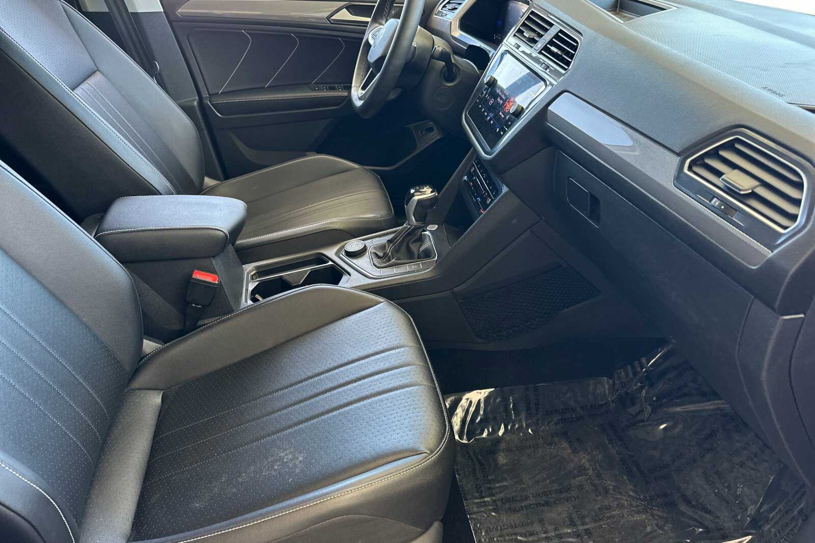 2022 Volkswagen Tiguan SE photo 15