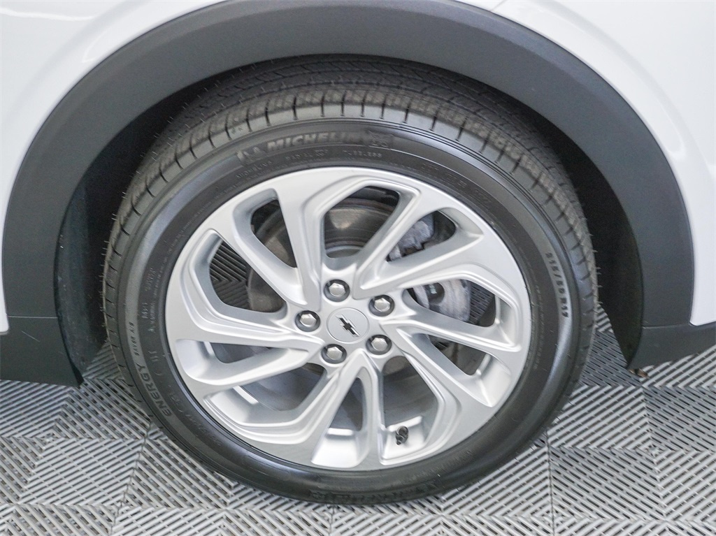 2023 Chevrolet Bolt EUV photo 10