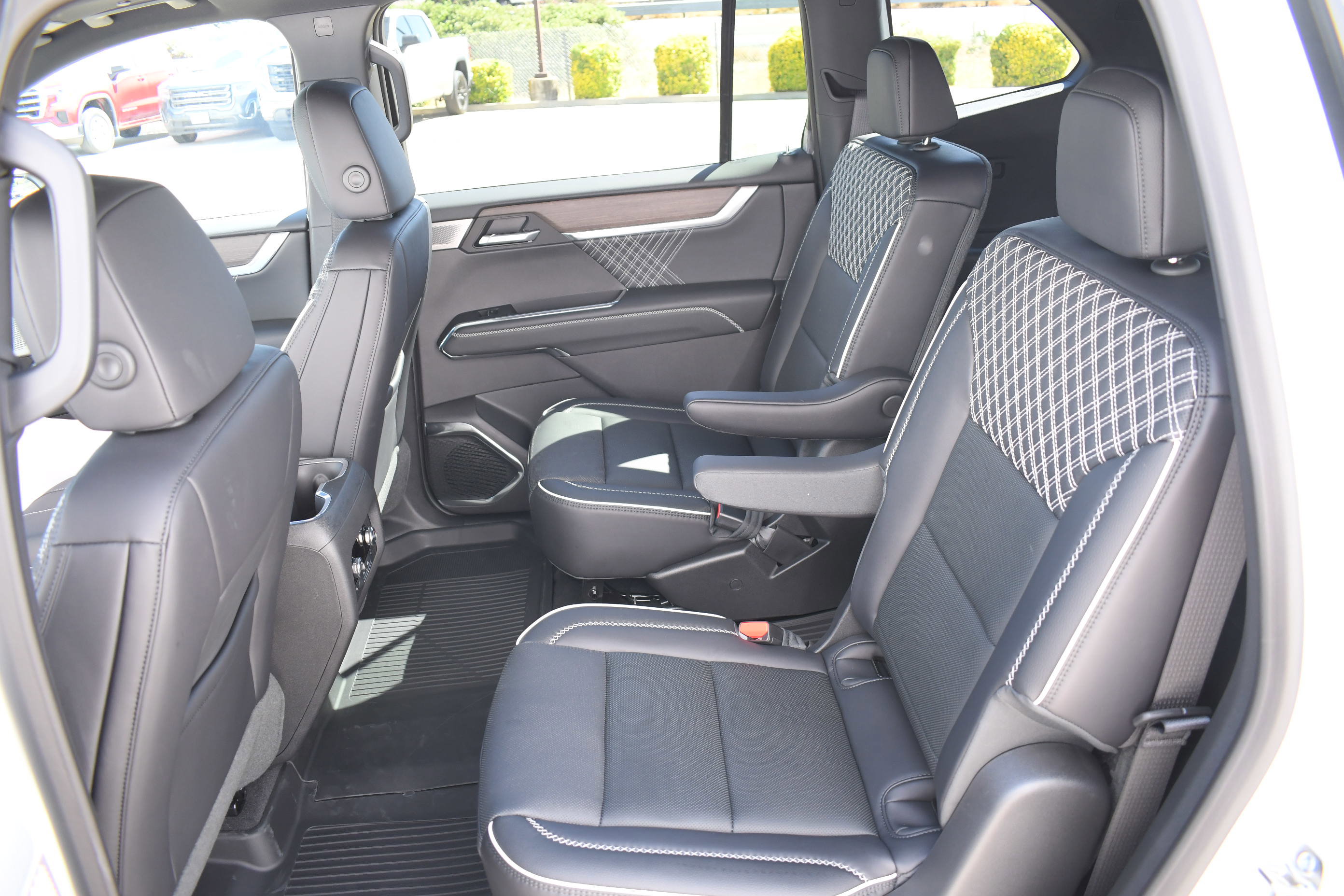 2025 Gmc Acadia Denali photo 21