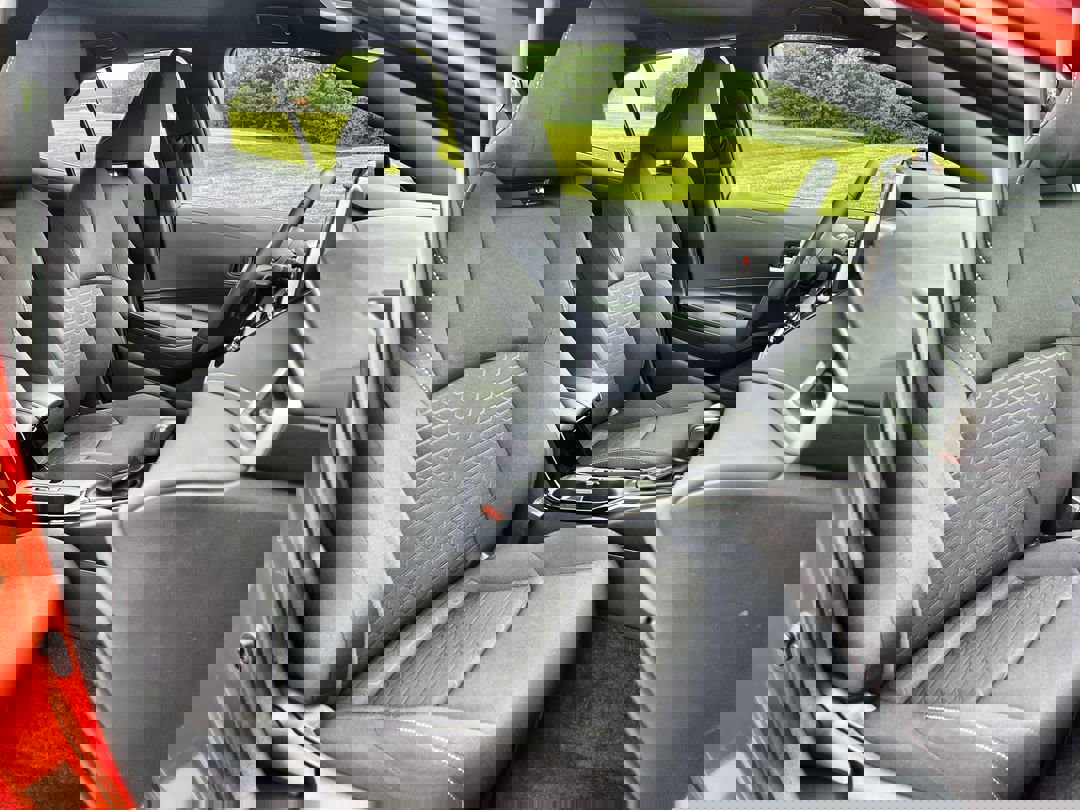 2024 Toyota Corolla SE photo 21