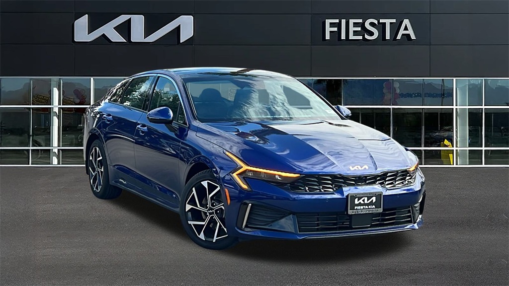 2026 Kia K5 EX's photo