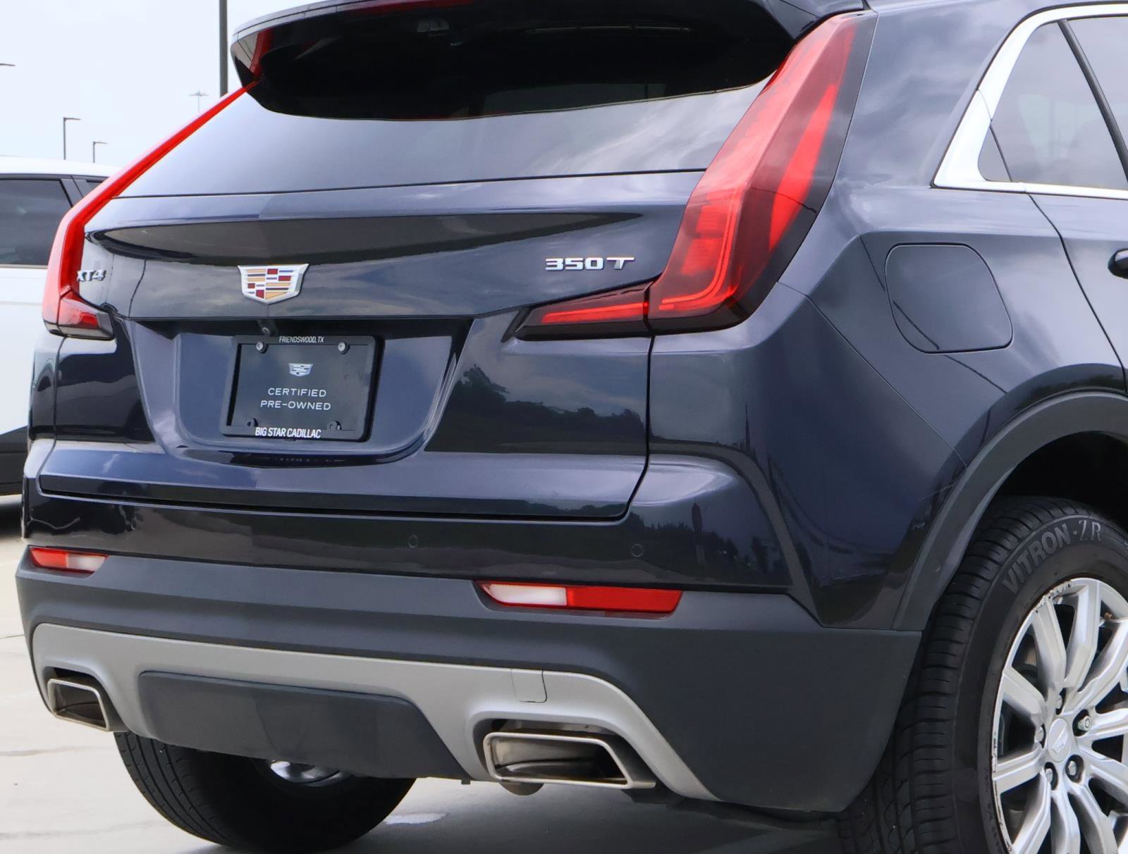 2022 Cadillac XT4 Premium Luxury photo 10