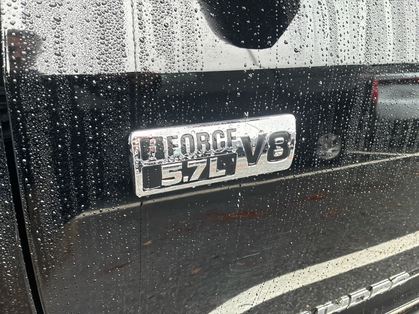 2017 Toyota Tundra Limited photo 2
