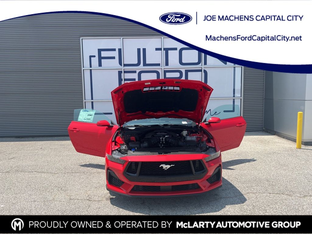 2025 Ford Mustang GT photo 4