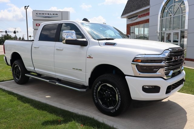 2025 Ram 2500 Laramie photo 3