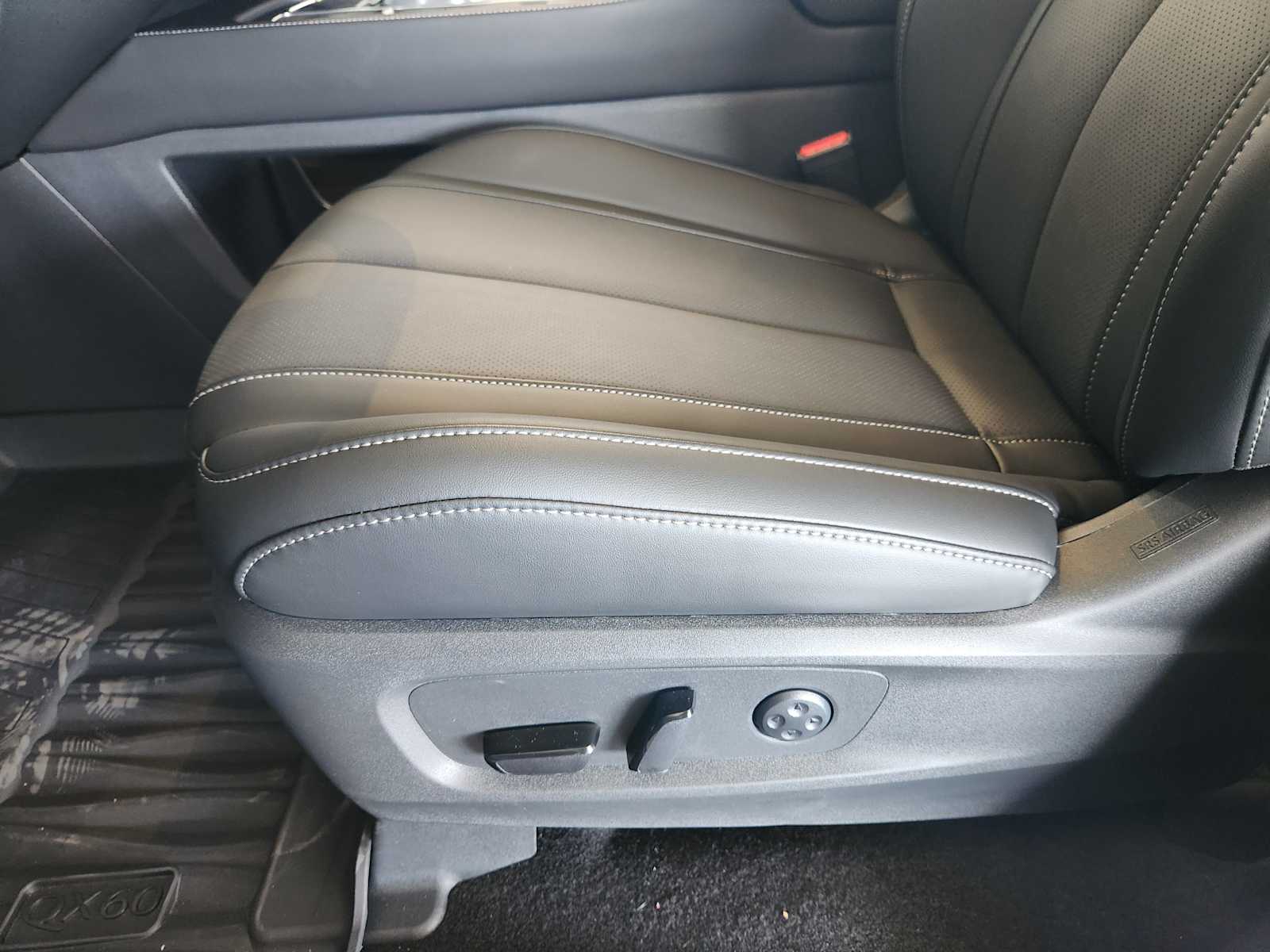 2026 Infiniti QX60 Pure photo 15